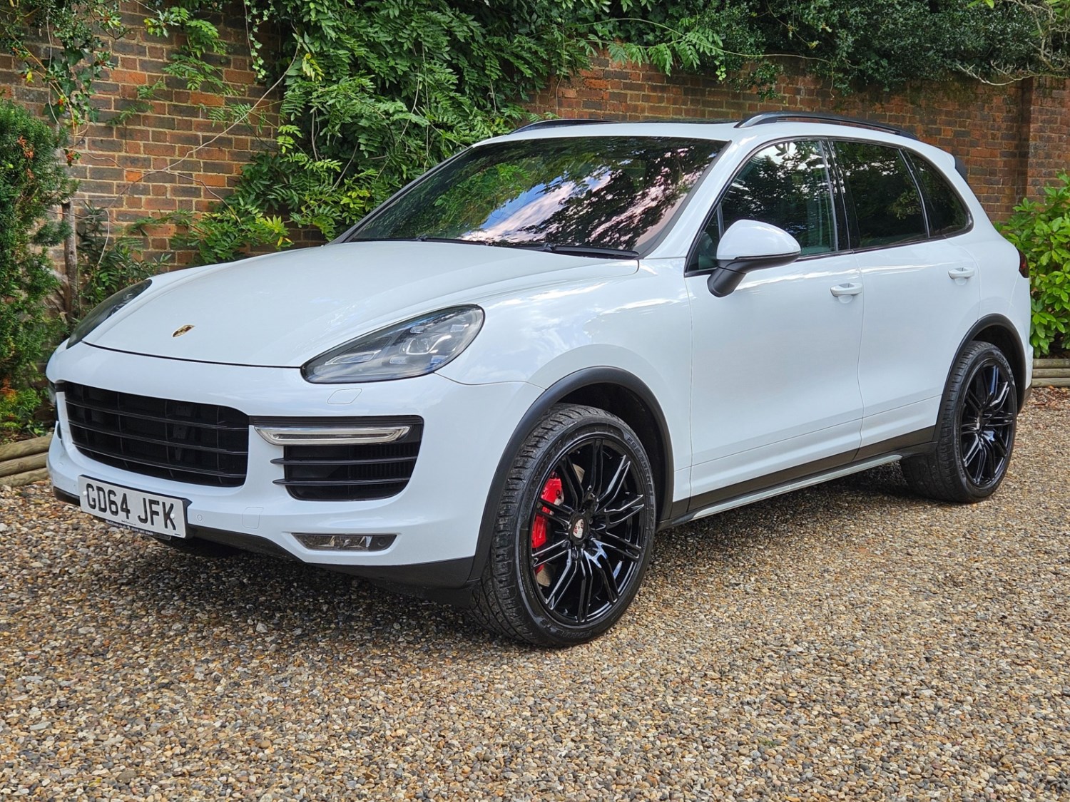 Porsche Cayenne Listing Image