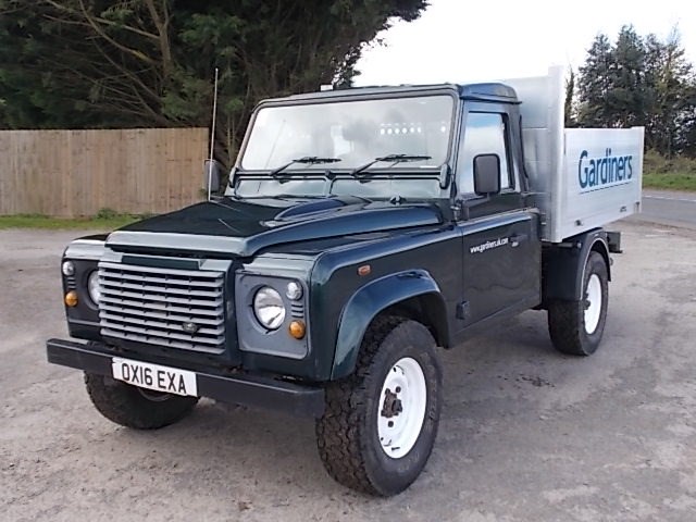 Land Rover Defender Listing Image