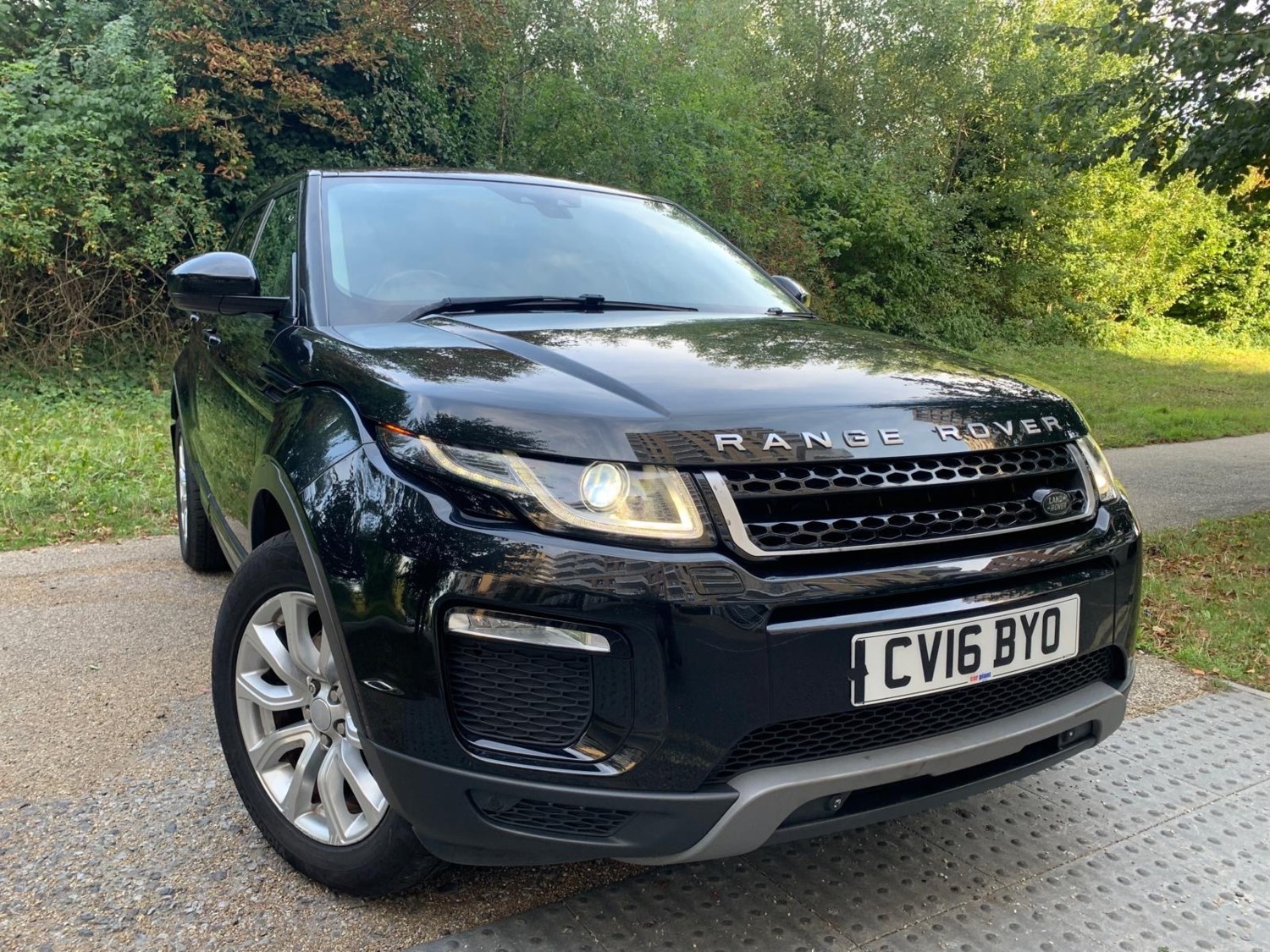 Land Rover Range Rover Evoque Listing Image