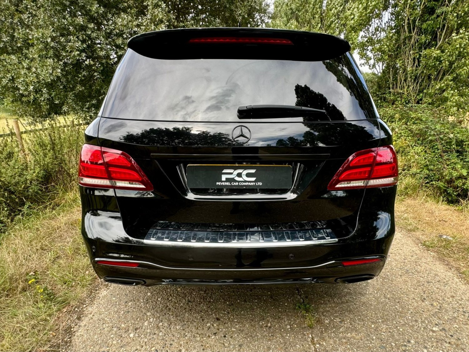 Mercedes-Benz GLE Listing Image