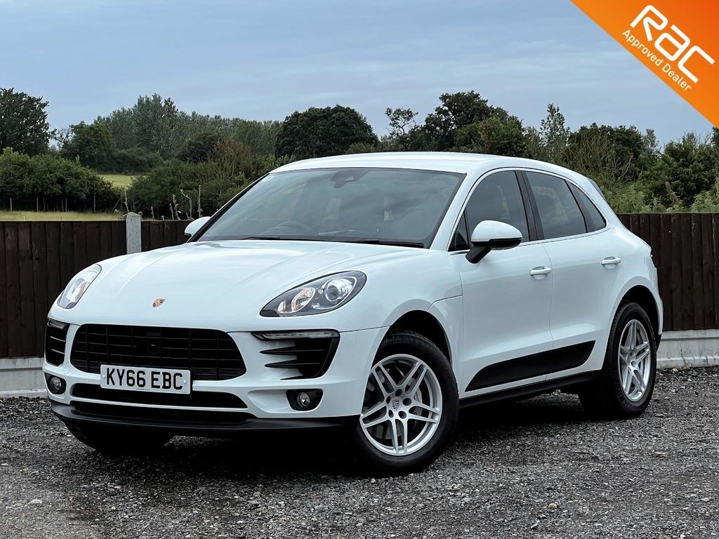 Porsche Macan Listing Image