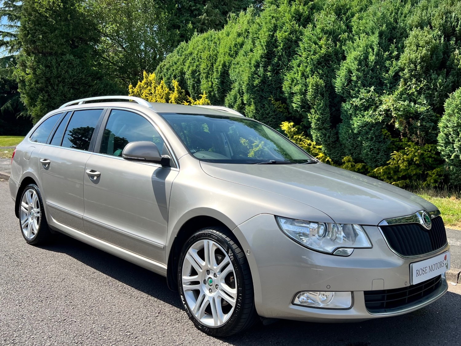 Skoda Superb Listing Image