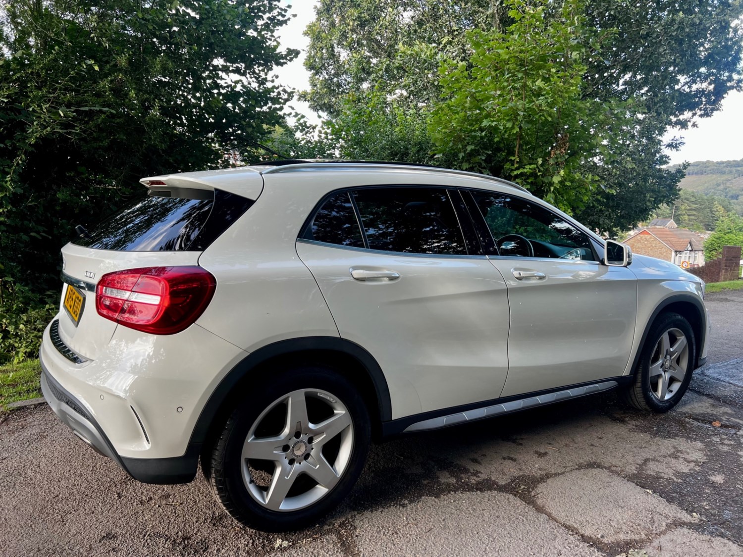 Mercedes-Benz GLA Listing Image