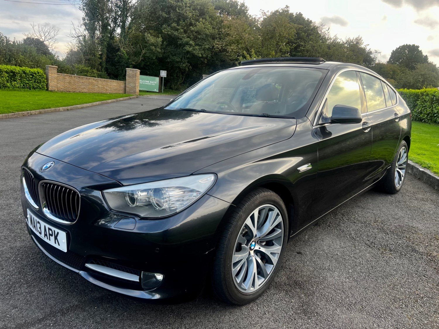 BMW 5 Series Listing Image