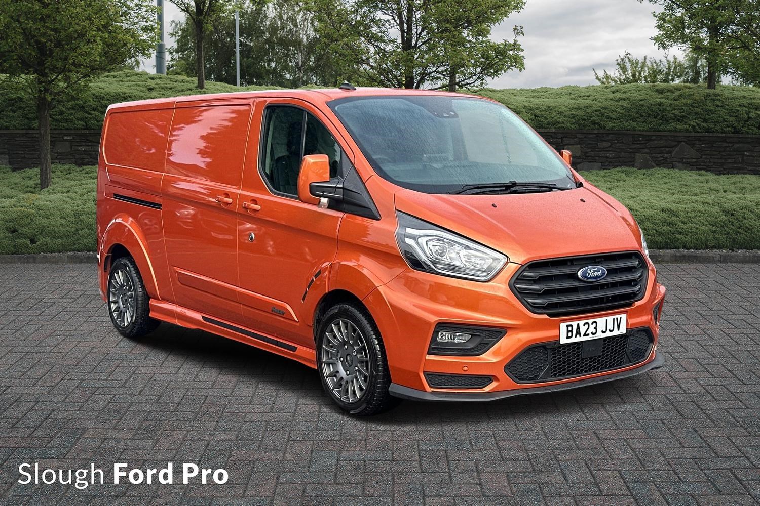 Ford Transit Custom Listing Image