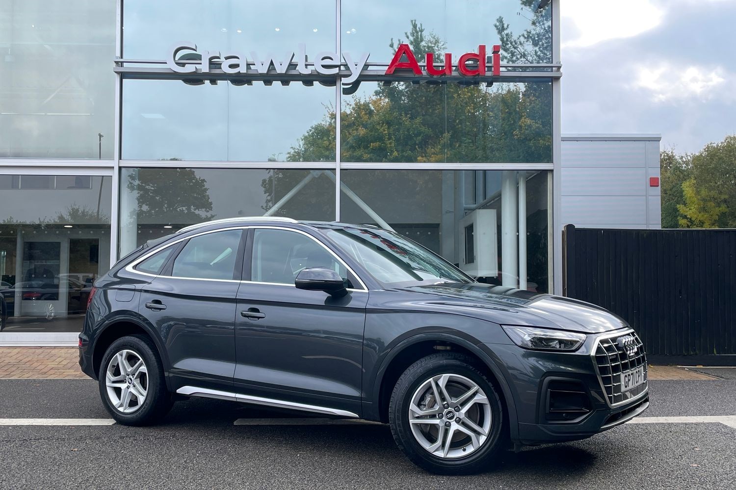 Audi Q5 Listing Image