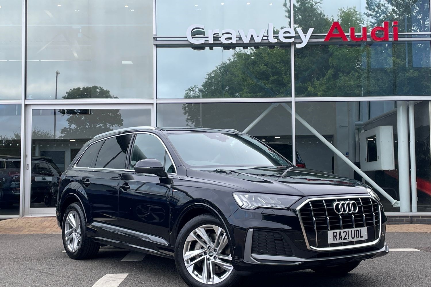 Audi Q7 Listing Image