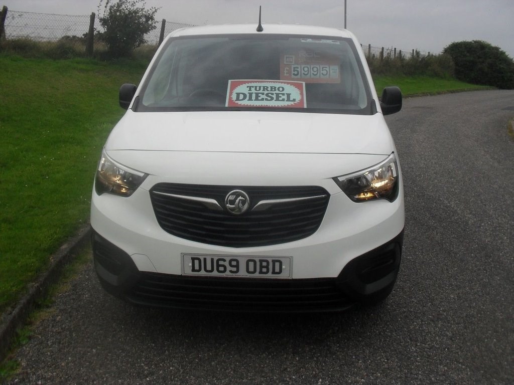 Vauxhall Combo Listing Image