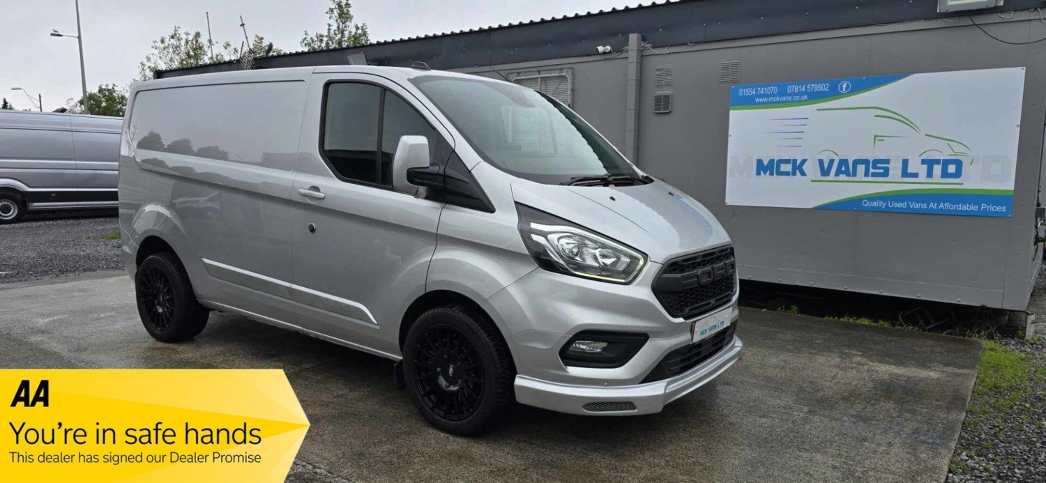 Ford Transit Custom Listing Image