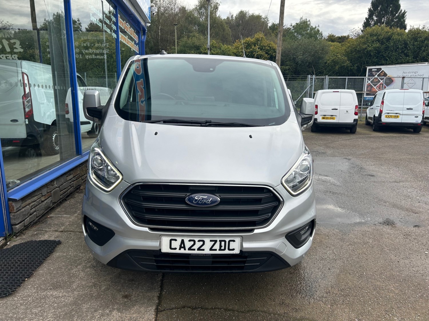 Ford Transit Custom Listing Image