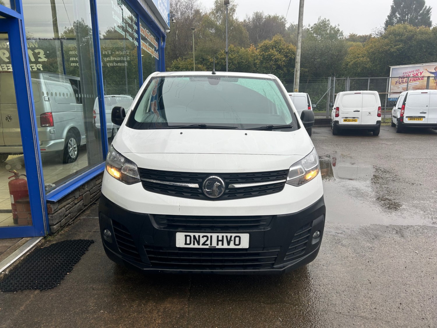 Vauxhall Vivaro Listing Image