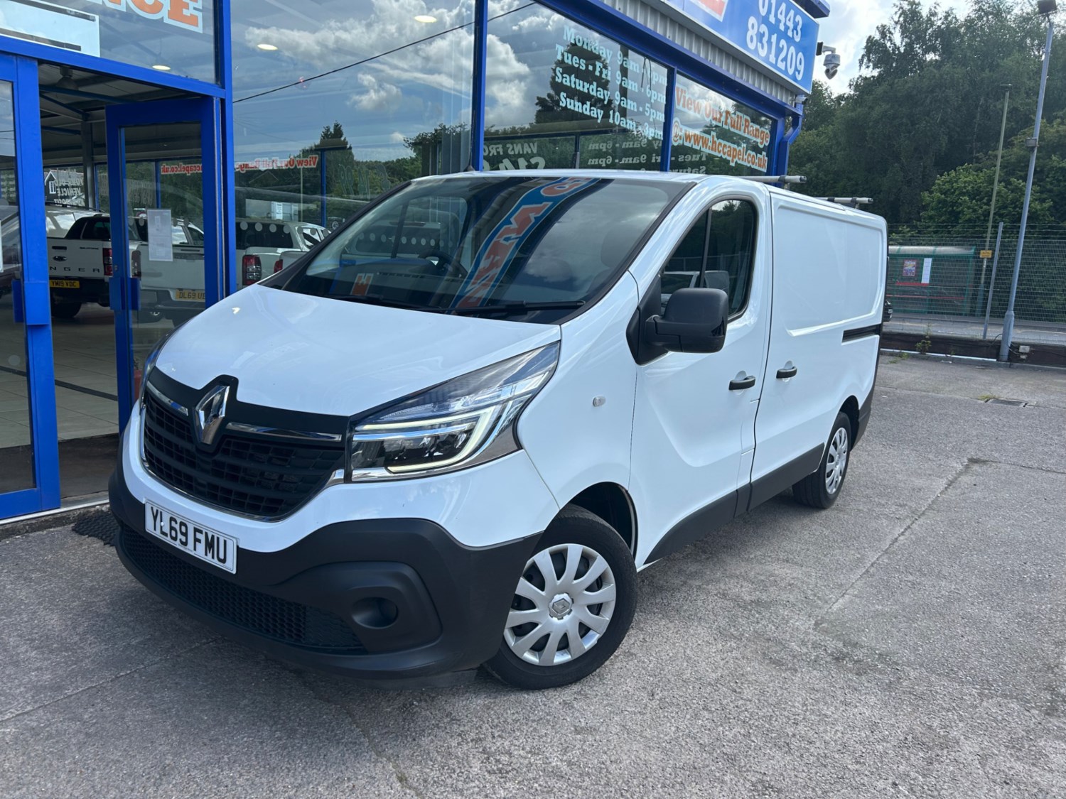 Renault Trafic Listing Image