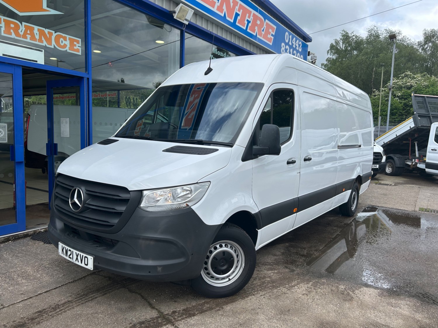 Mercedes-Benz Sprinter Listing Image