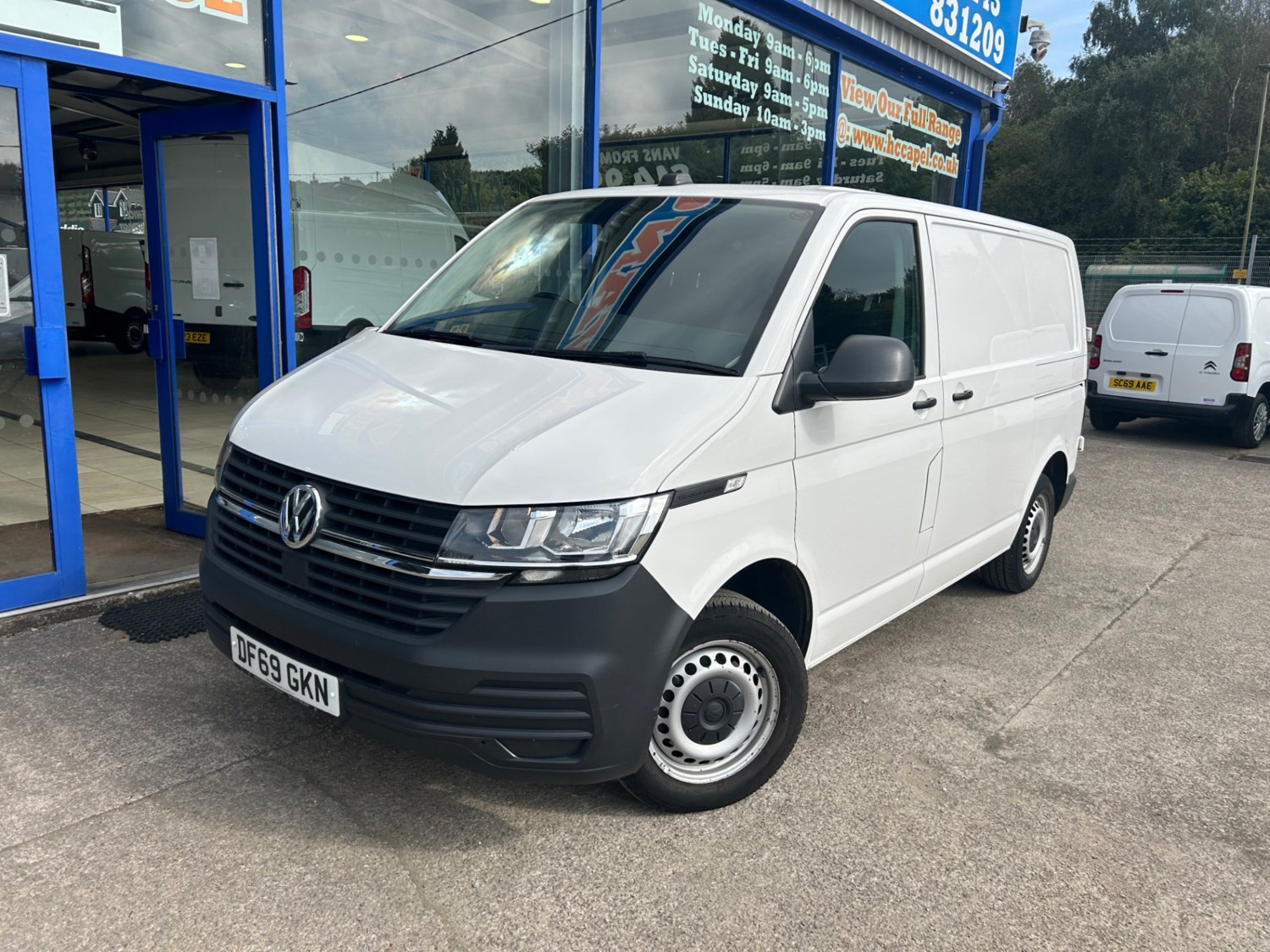 Volkswagen Transporter Listing Image