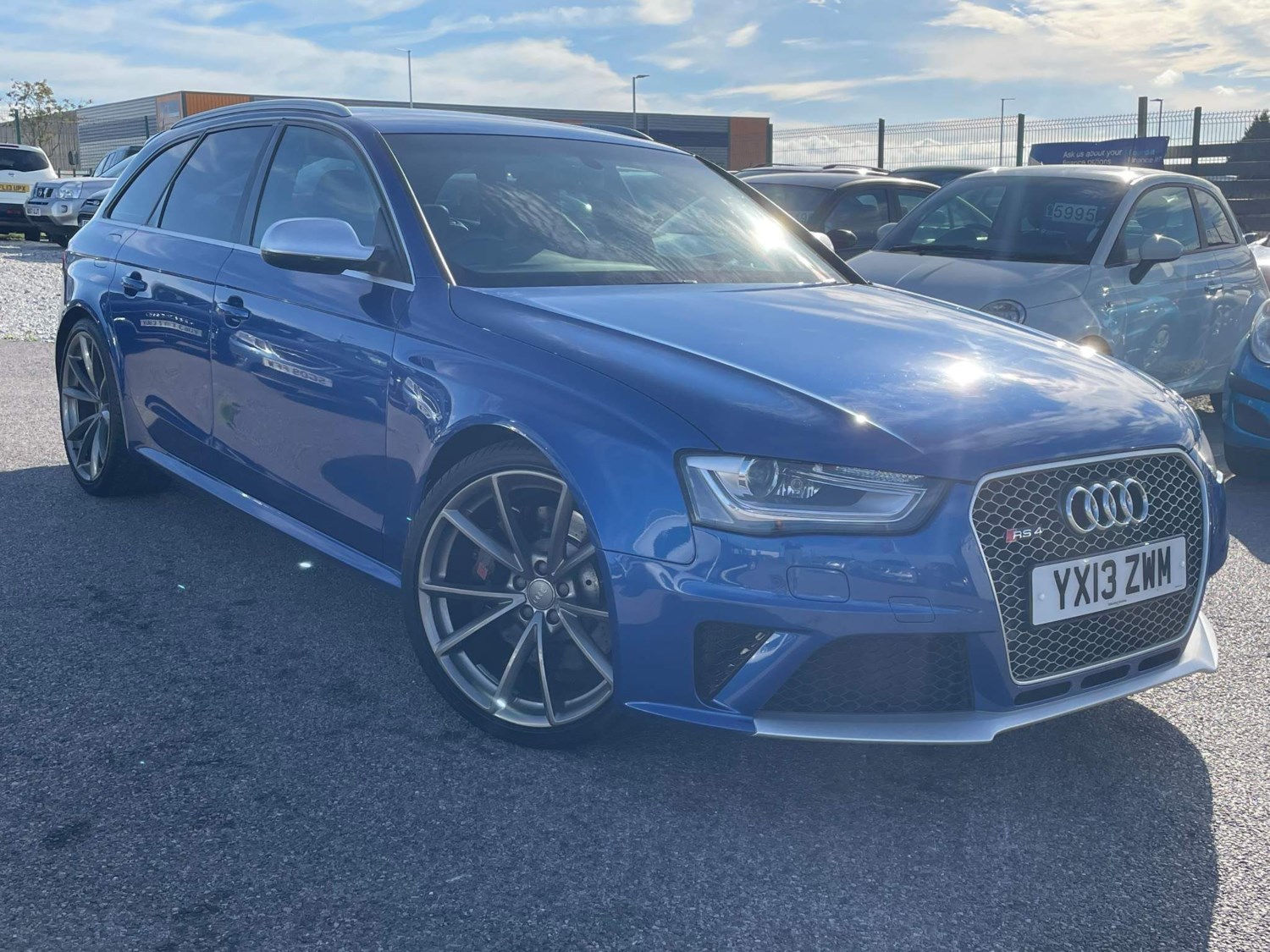 Audi RS4 Listing Image