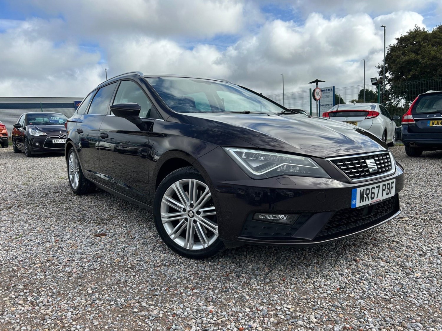 SEAT Leon Listing Image