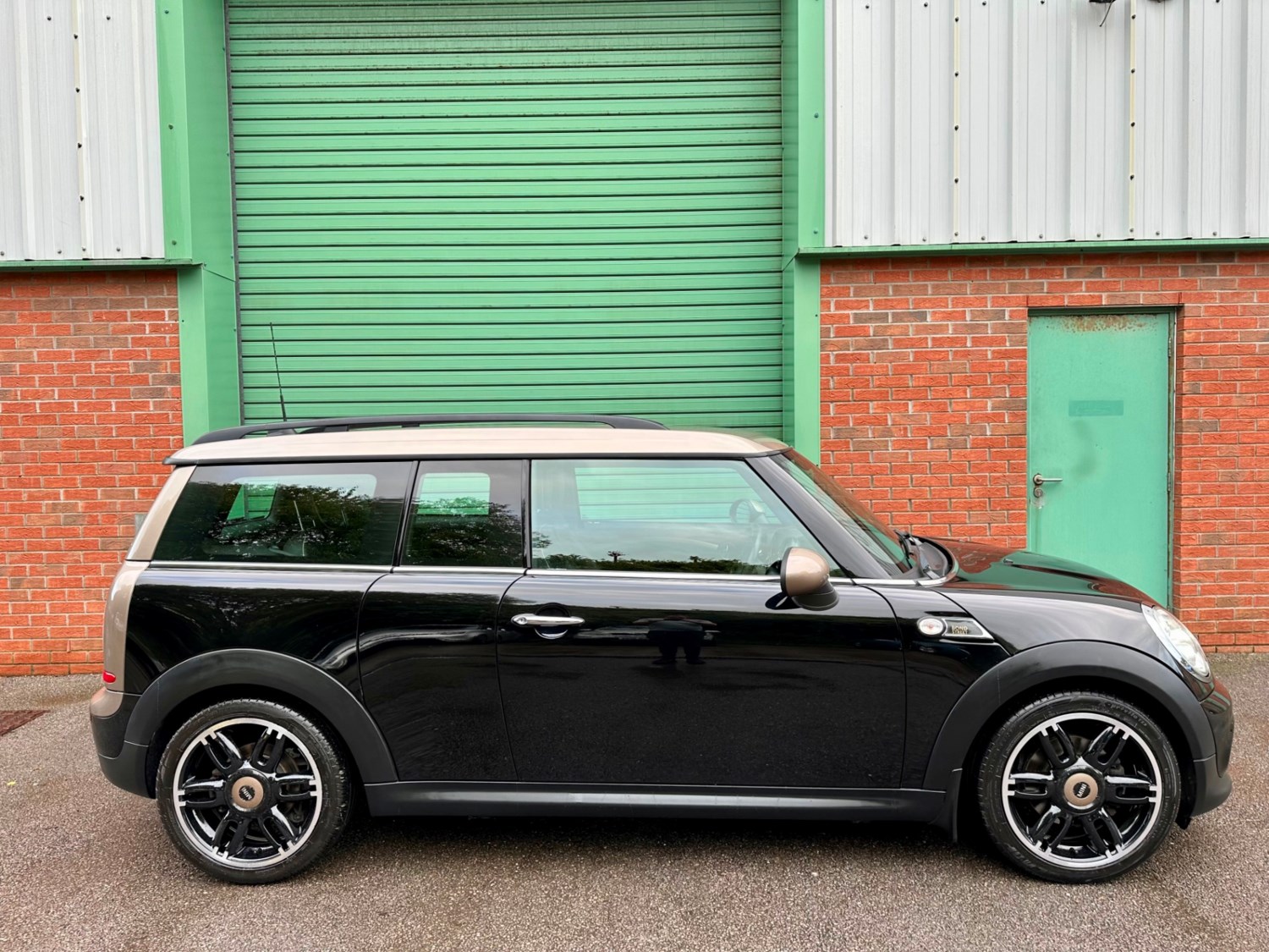 MINI Clubman Listing Image