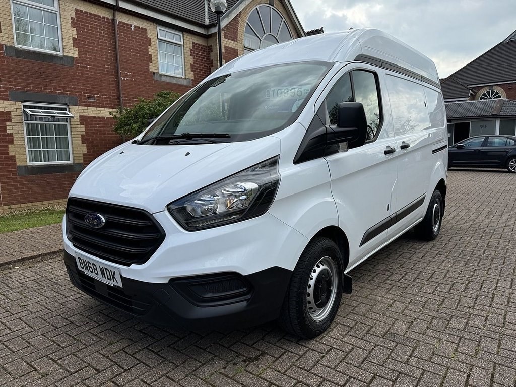 Ford Transit Custom Listing Image