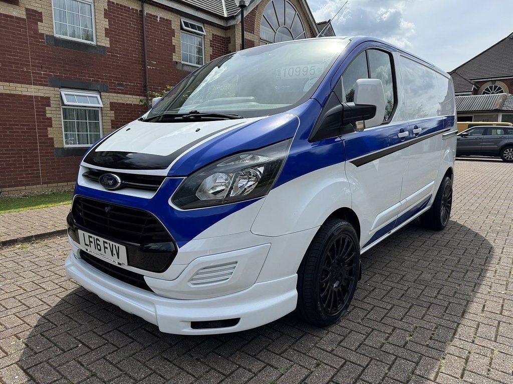 Ford Transit Custom Listing Image