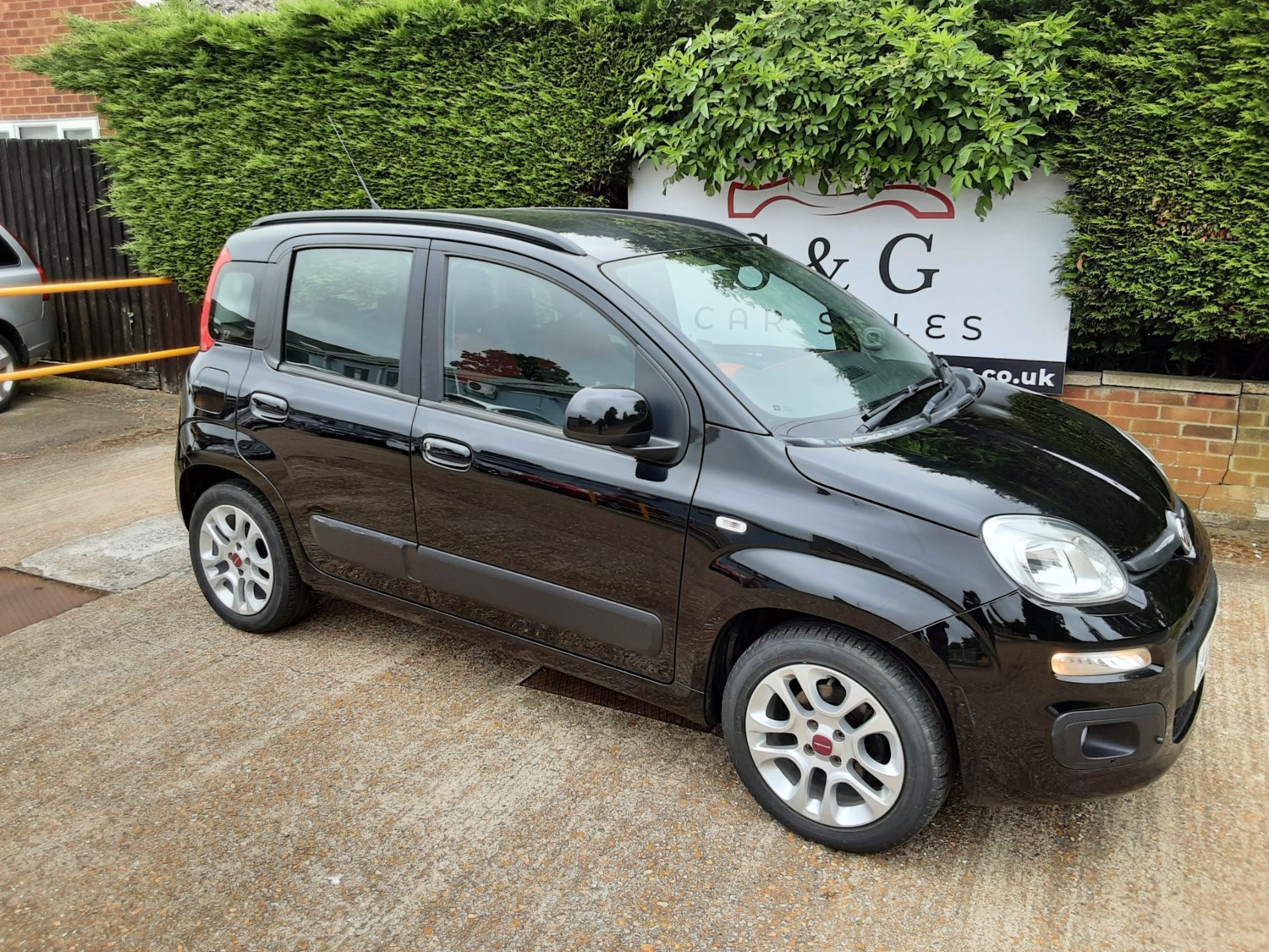 Fiat Panda Listing Image