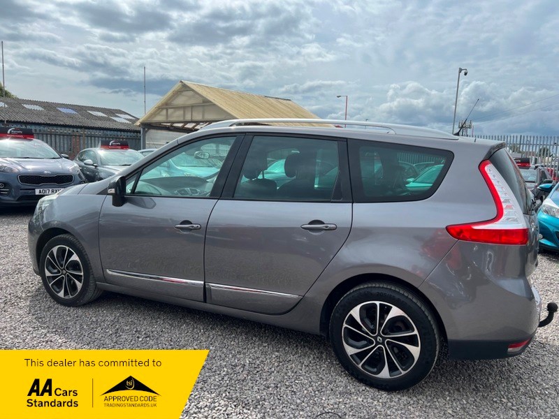 Renault Scenic Listing Image