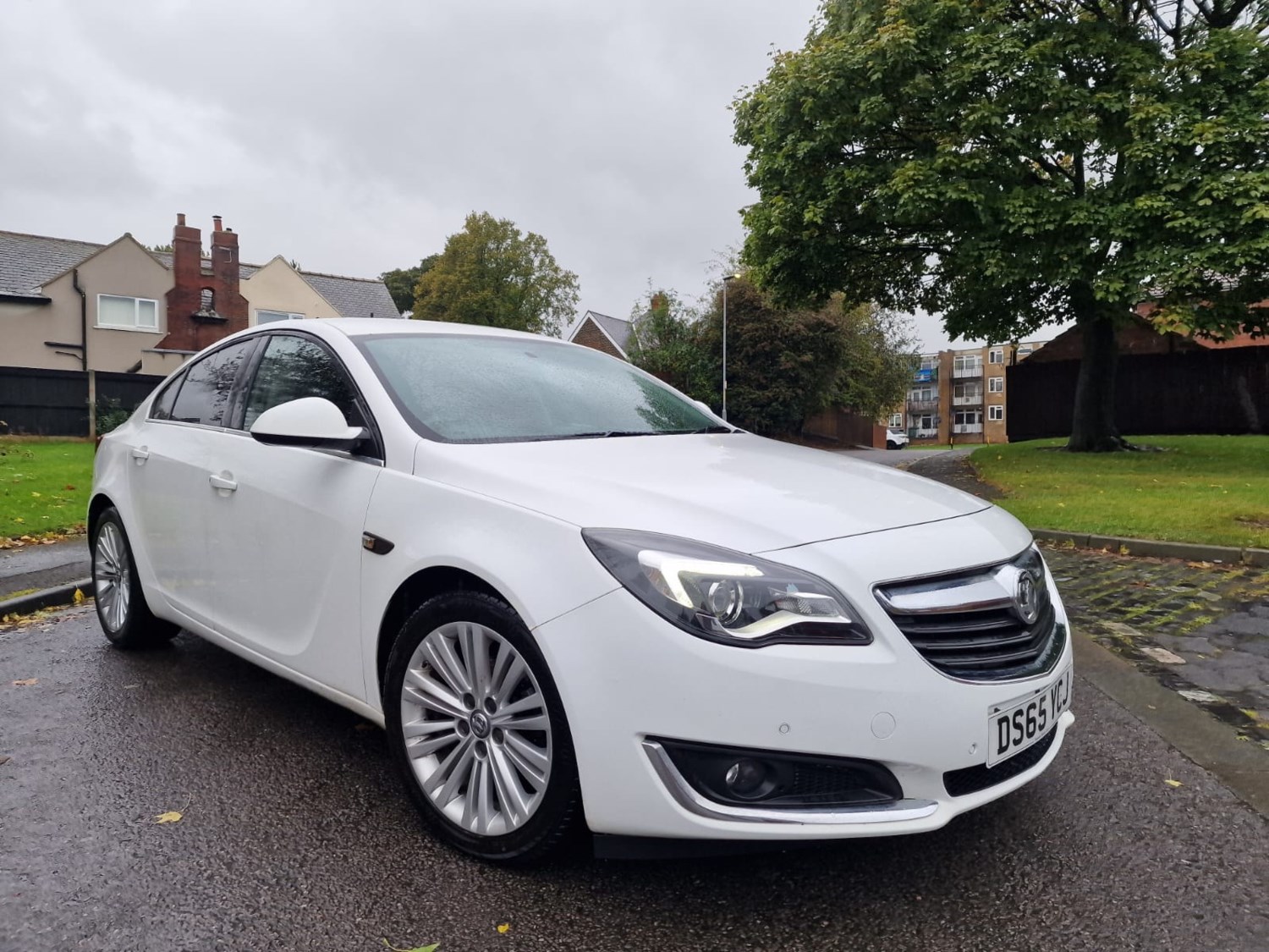 Vauxhall Insignia Listing Image