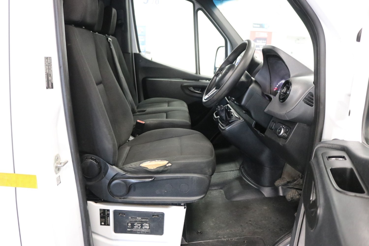 Mercedes-Benz Sprinter Listing Image