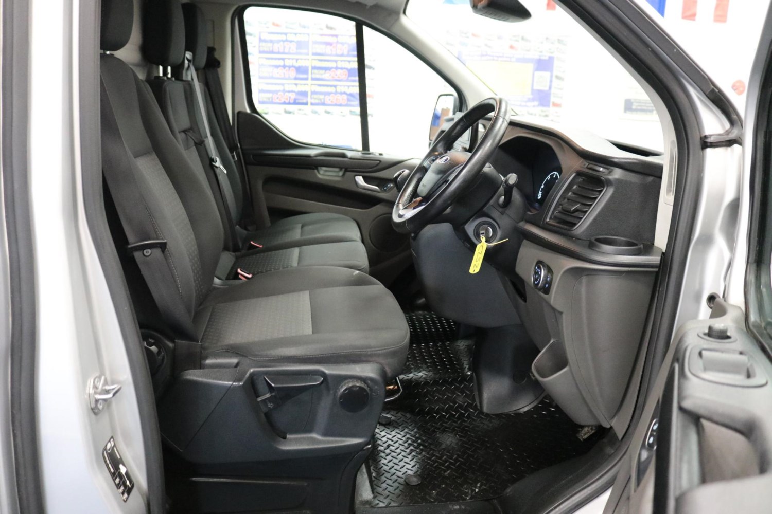 Ford Transit Custom Listing Image