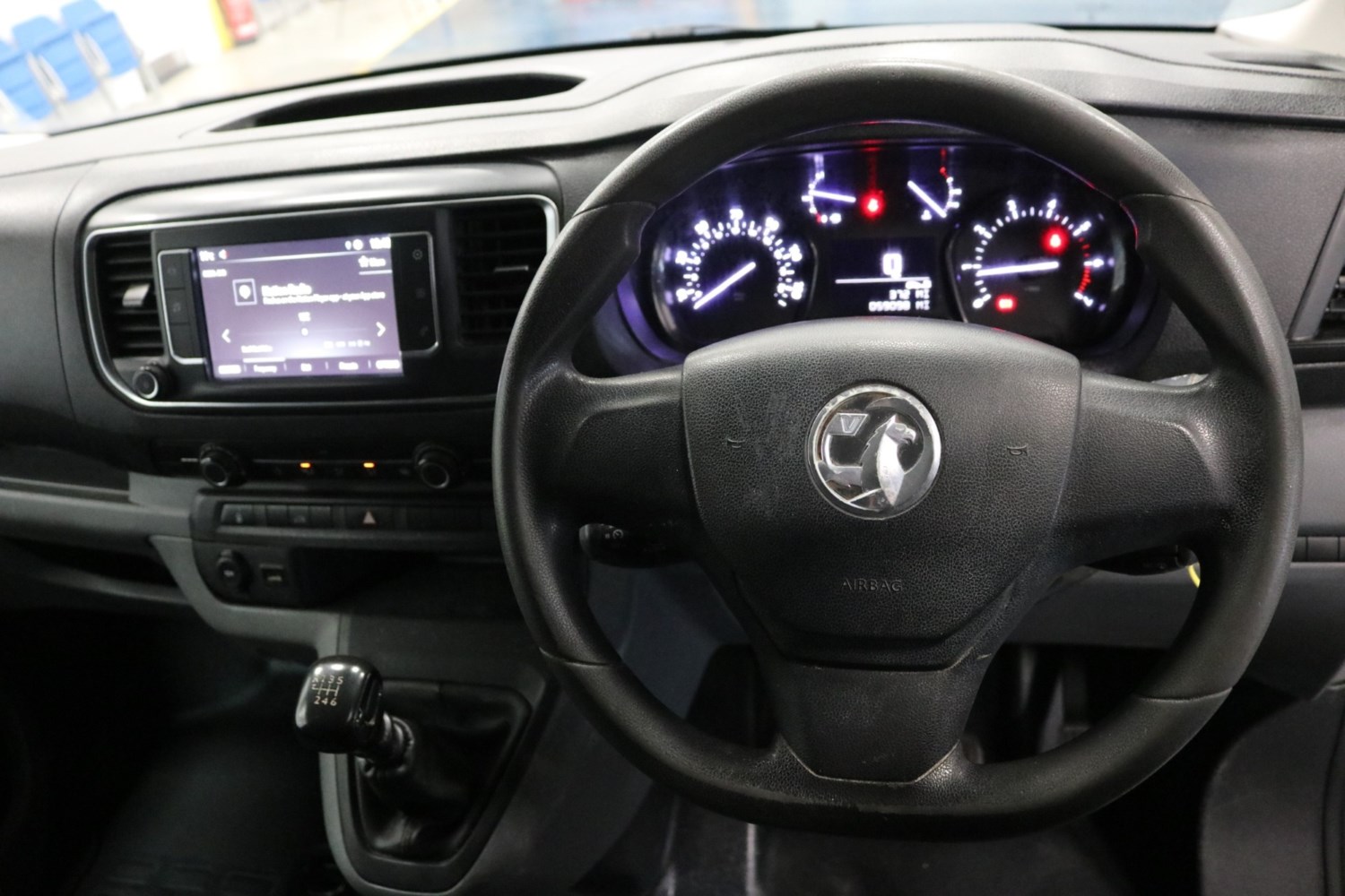 Vauxhall Vivaro Listing Image