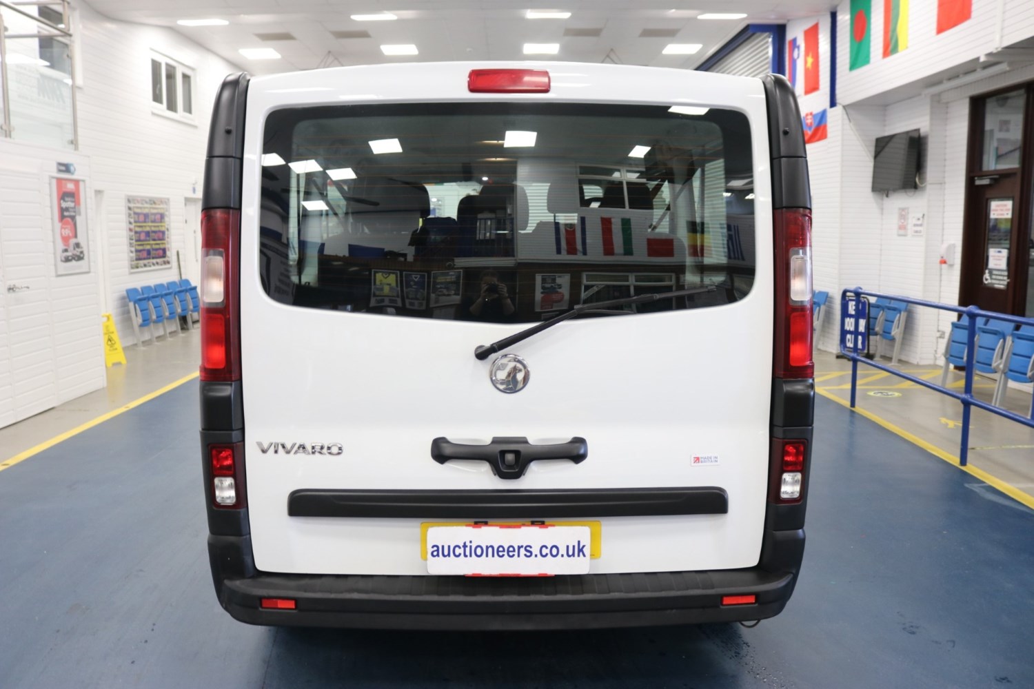 Vauxhall Vivaro Listing Image