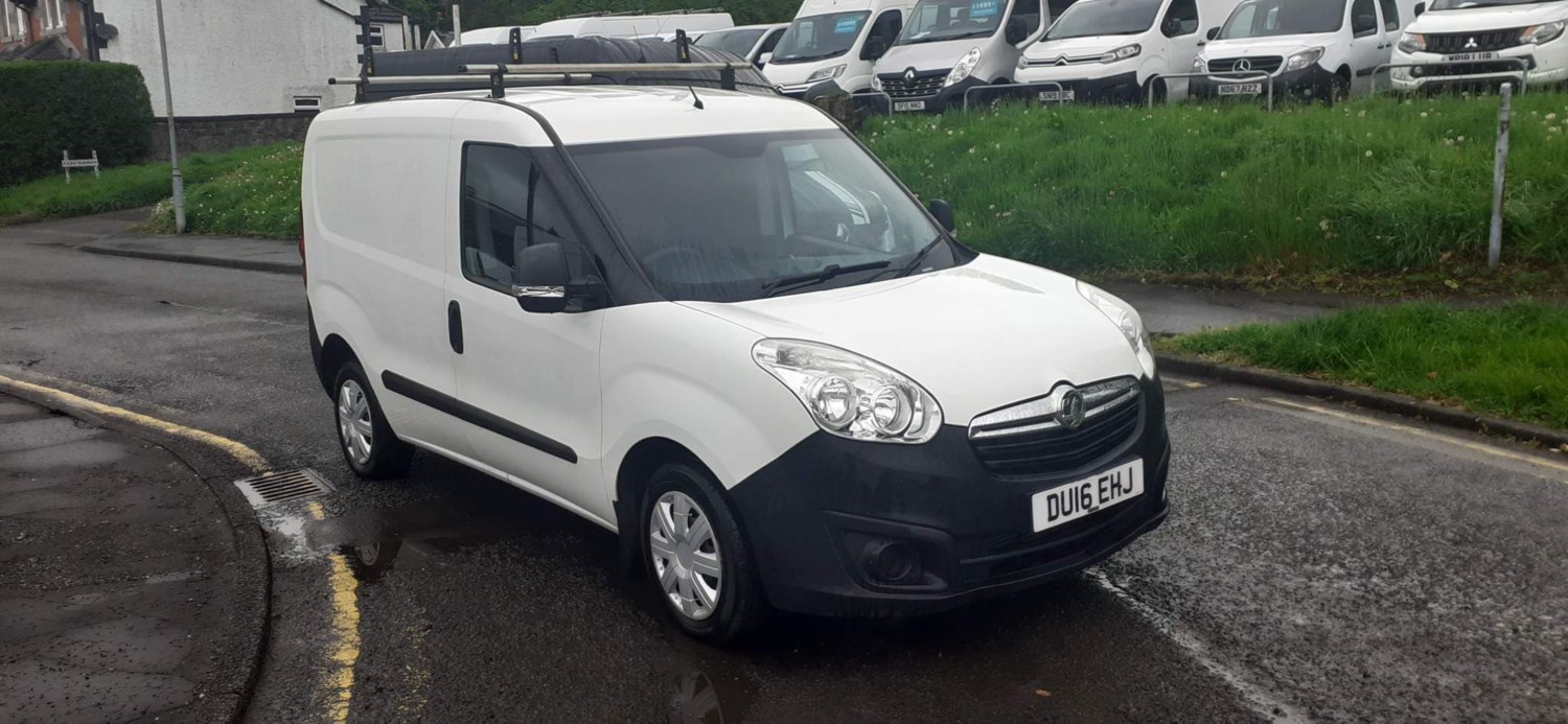 Vauxhall Combo Listing Image