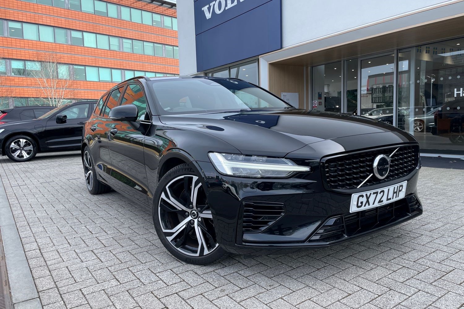 Volvo V60 Listing Image