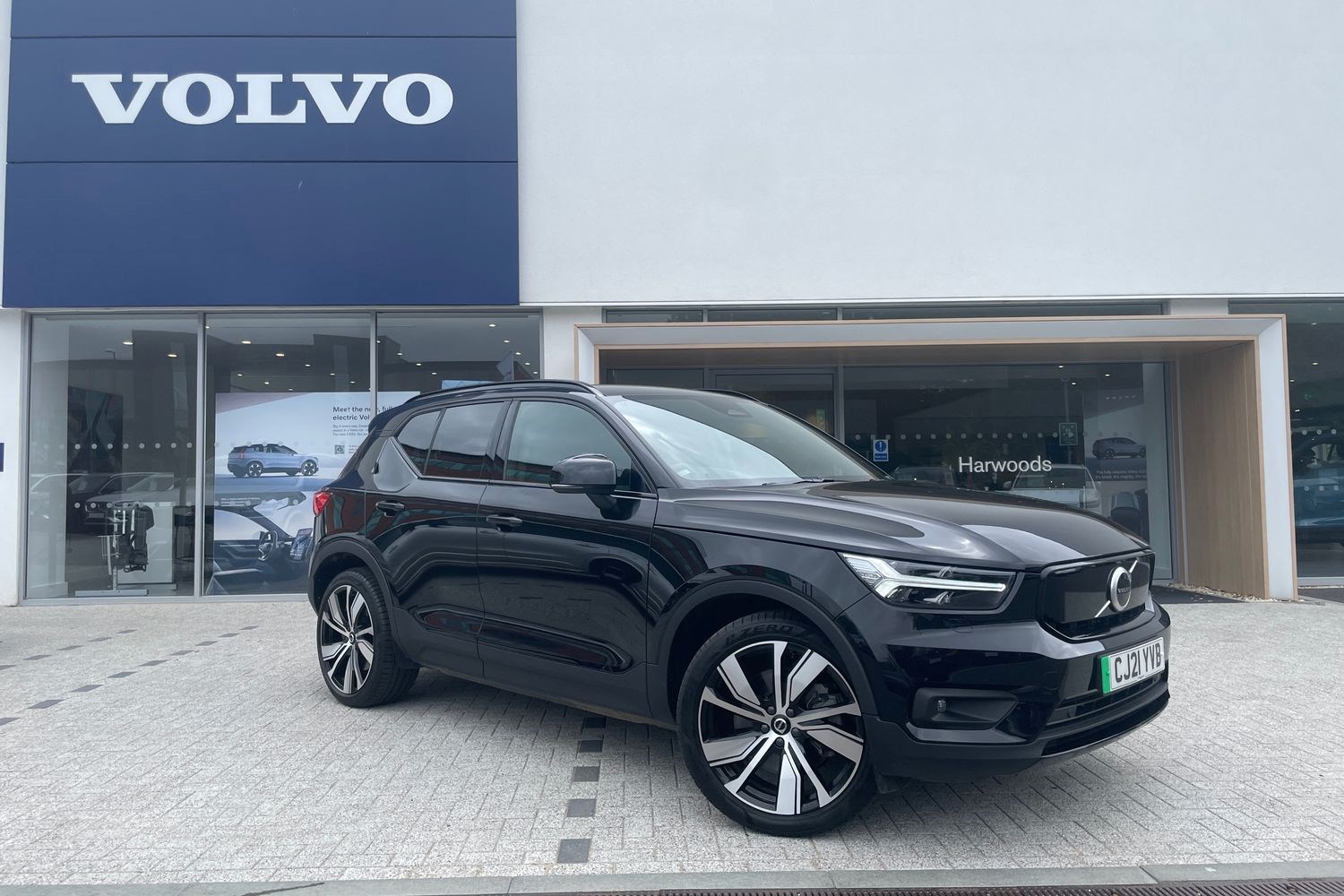 Volvo XC40 Listing Image