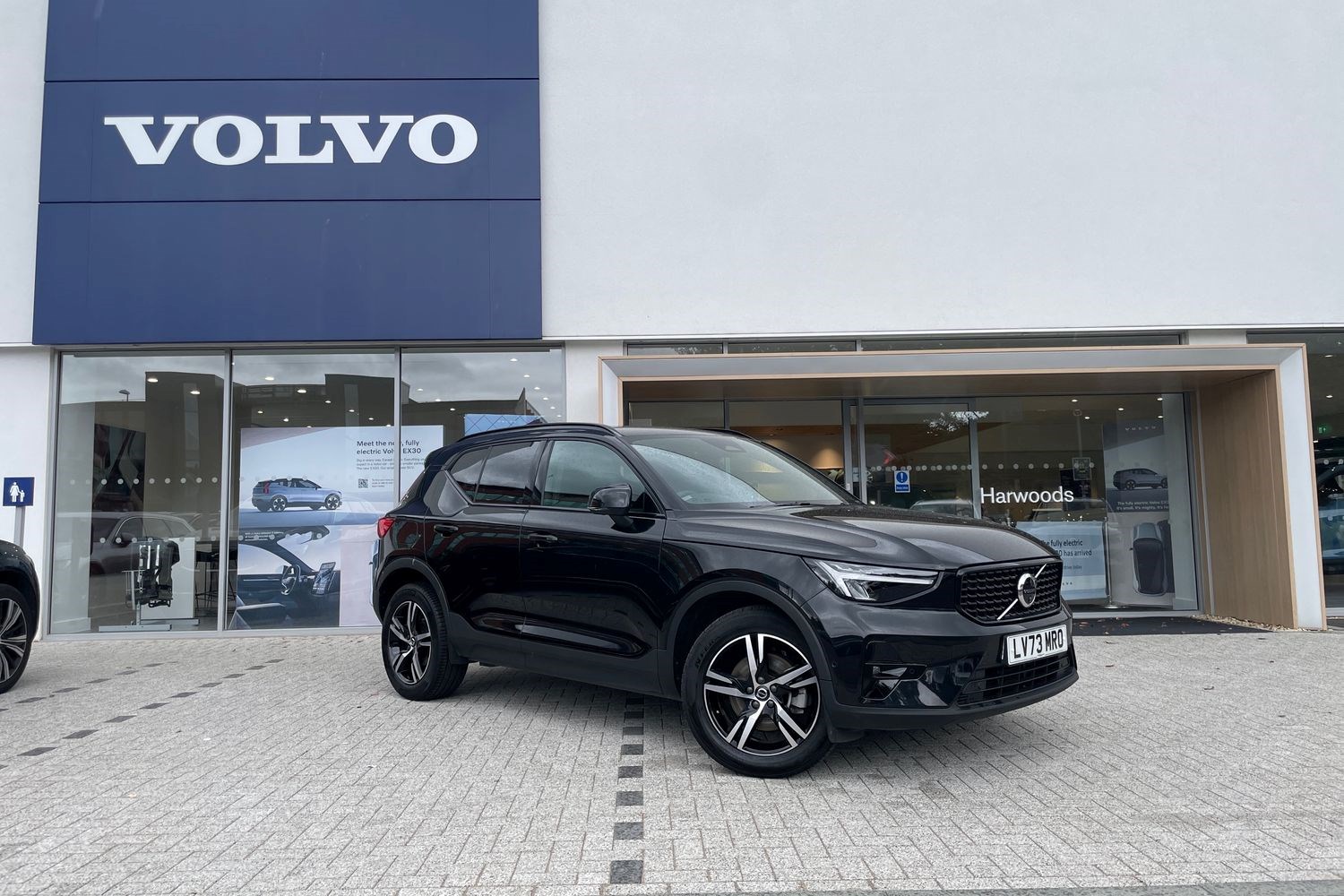 Volvo XC40 Listing Image