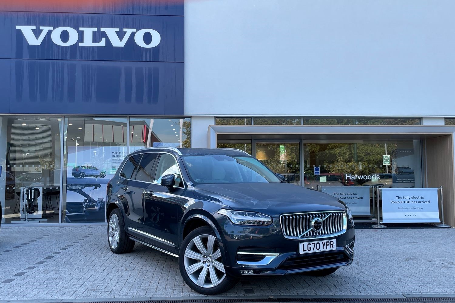 Volvo XC90 Listing Image