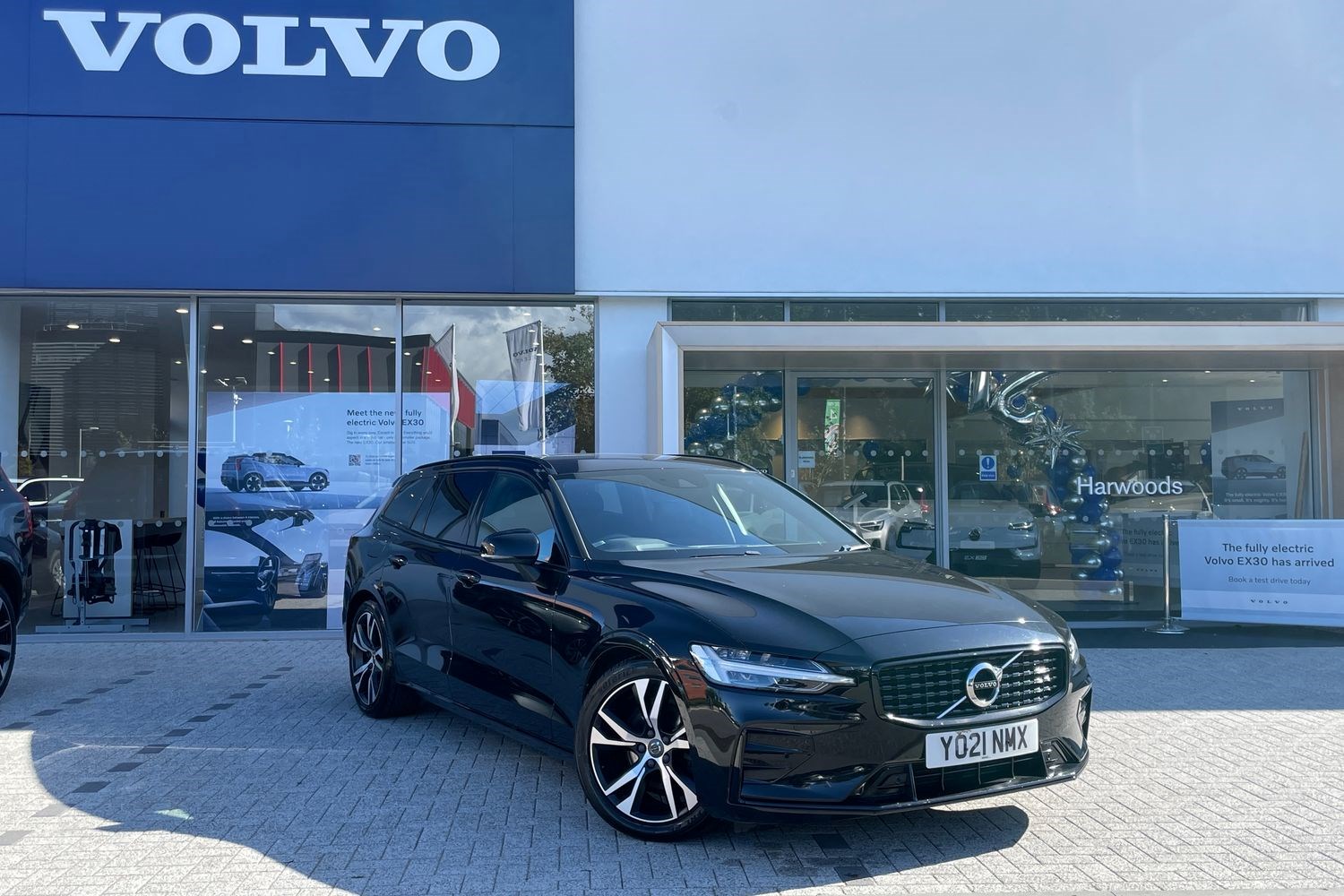 Volvo V60 Listing Image