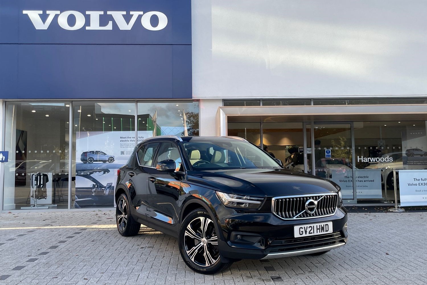 Volvo XC40 Listing Image