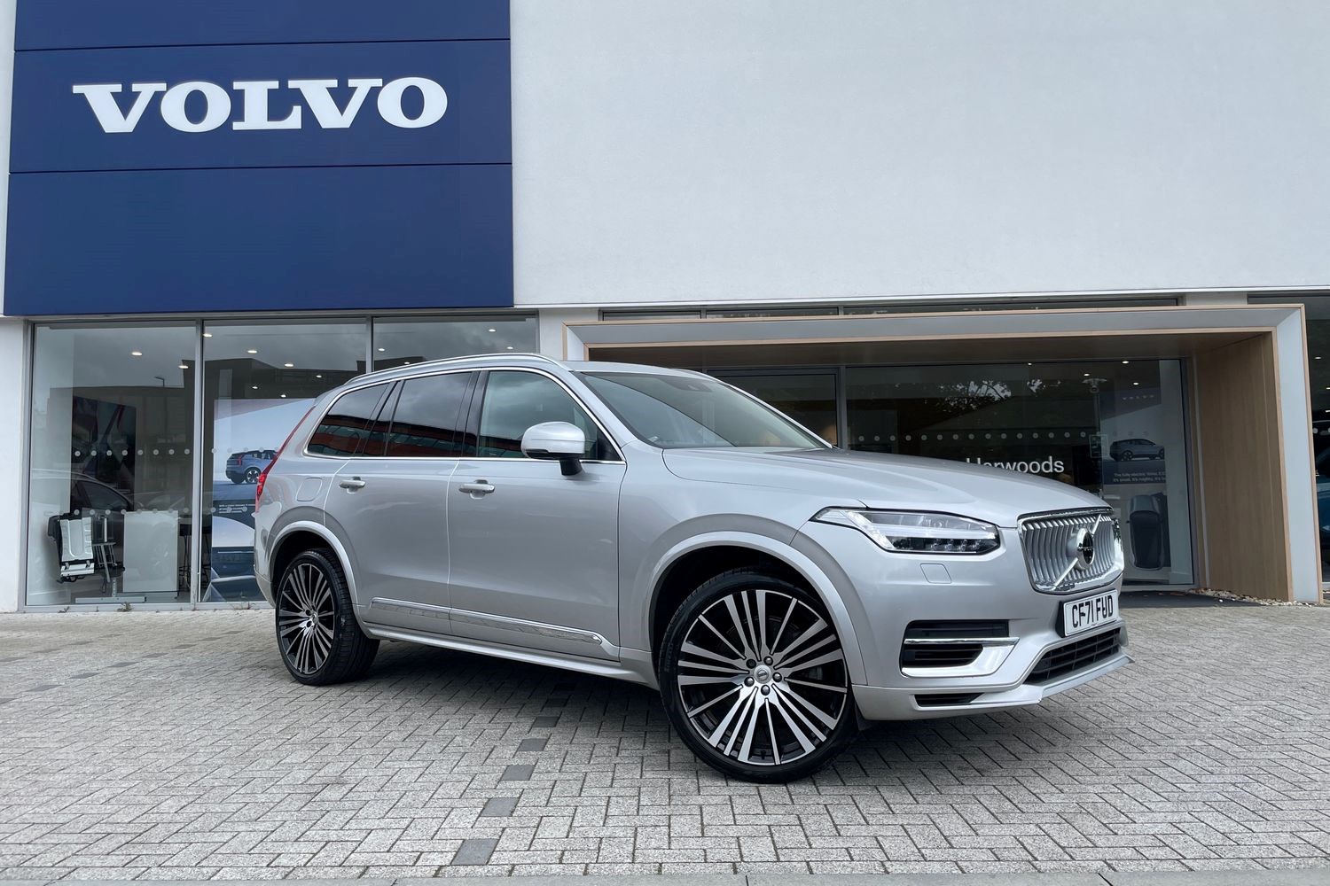 Volvo XC90 Listing Image