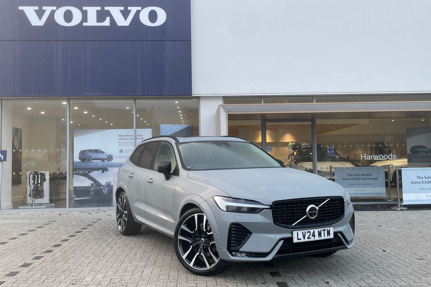 Volvo XC60 Listing Image