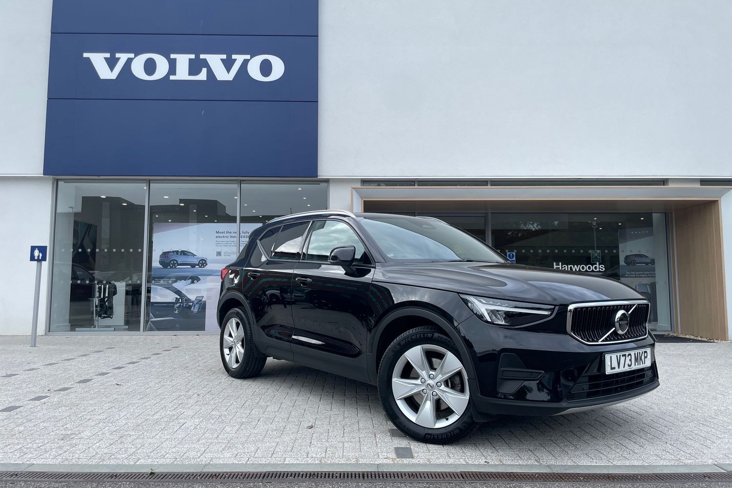 Volvo XC40 Listing Image