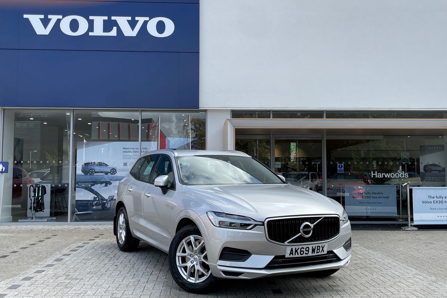 Volvo XC60 Listing Image