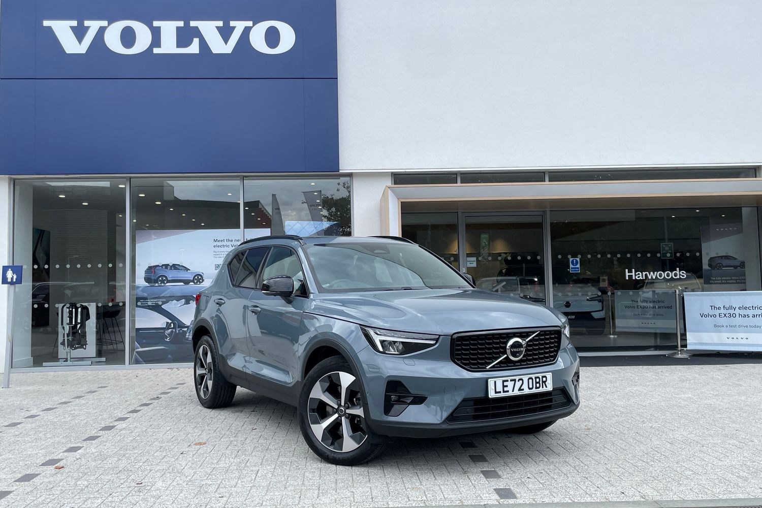 Volvo XC40 Listing Image