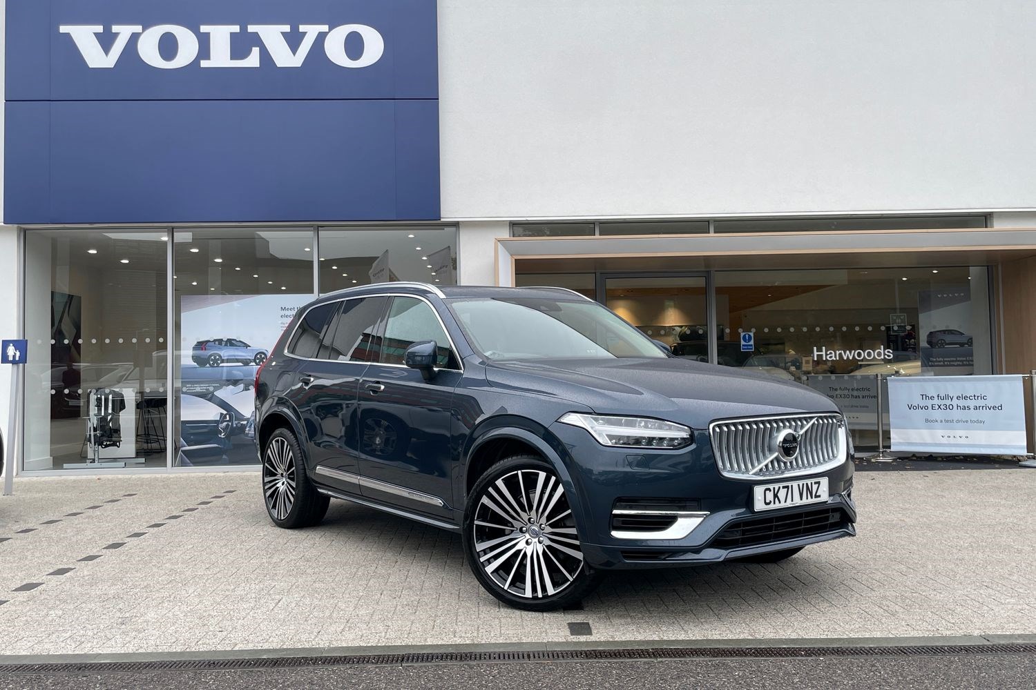 Volvo XC90 Listing Image