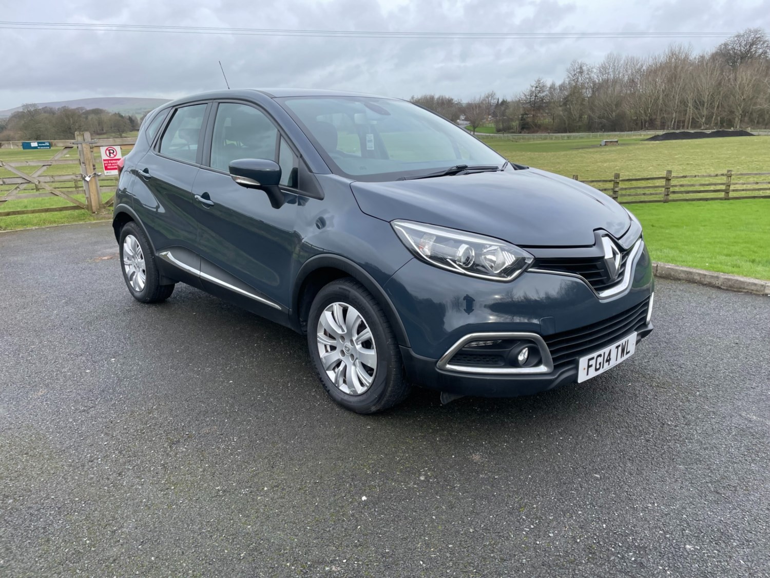 Renault Captur Listing Image