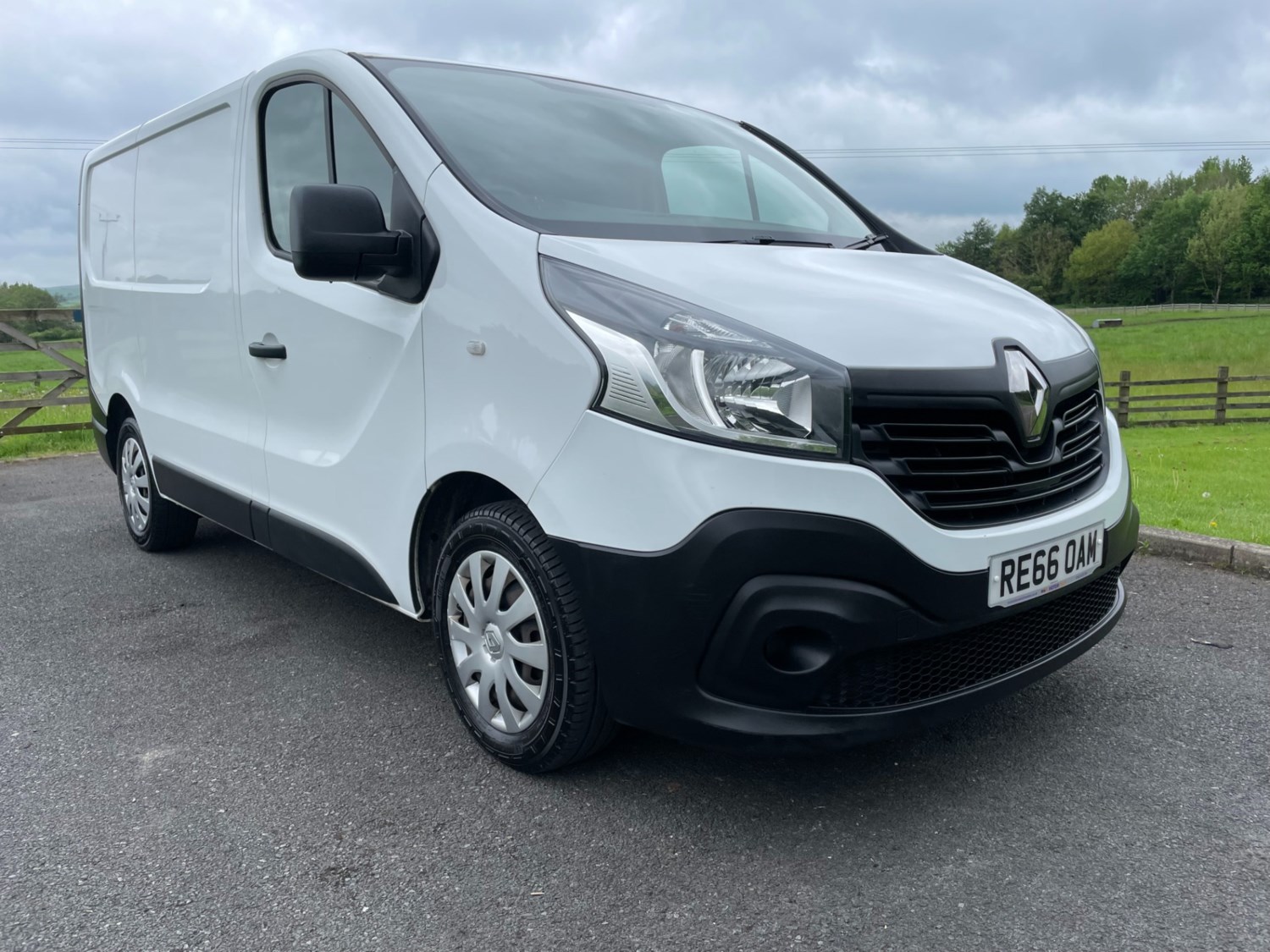 Renault Trafic Listing Image