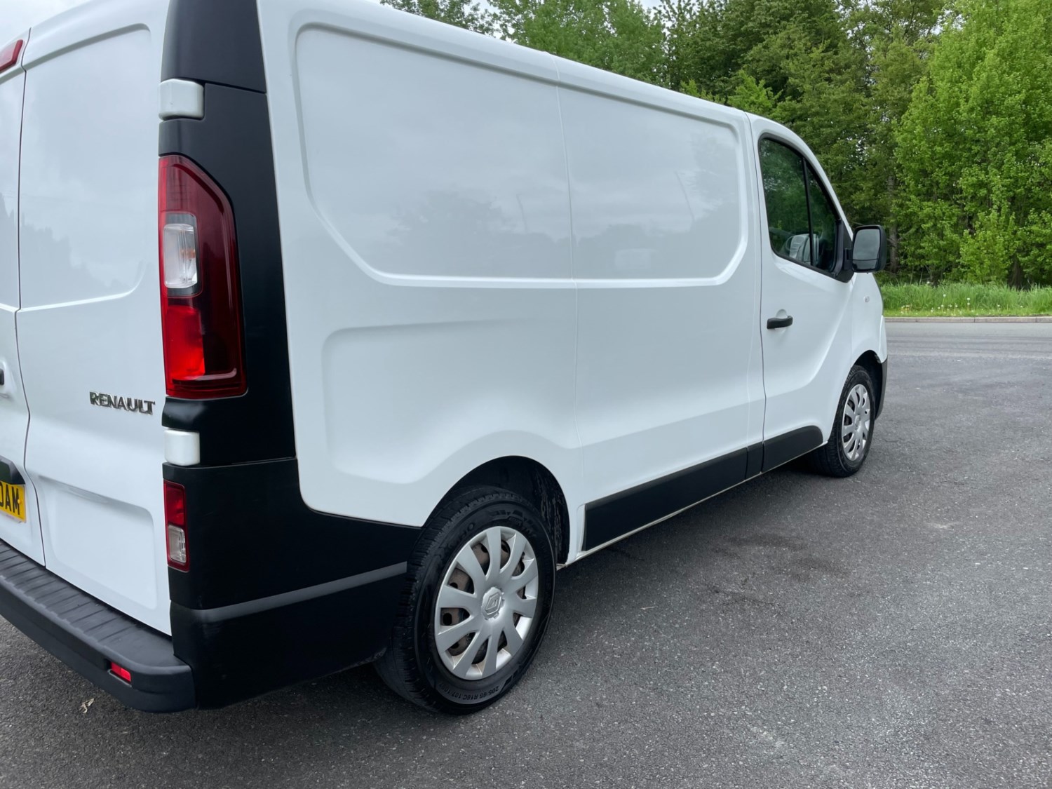 Renault Trafic Listing Image