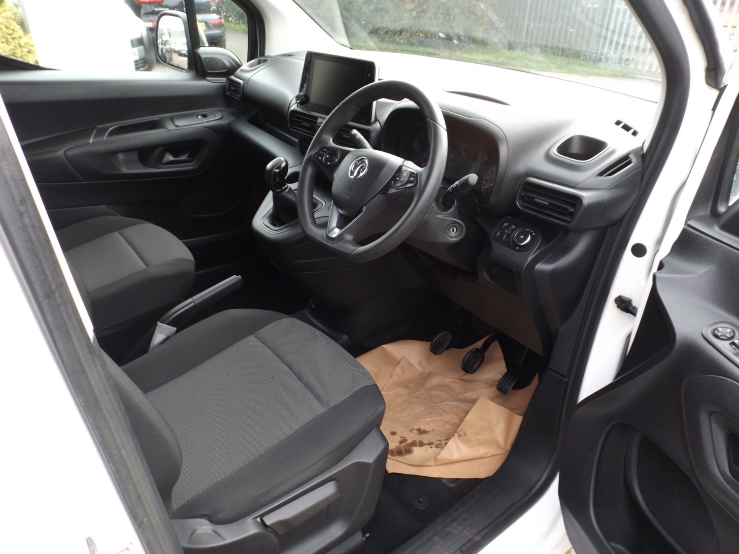 Vauxhall Combo Listing Image