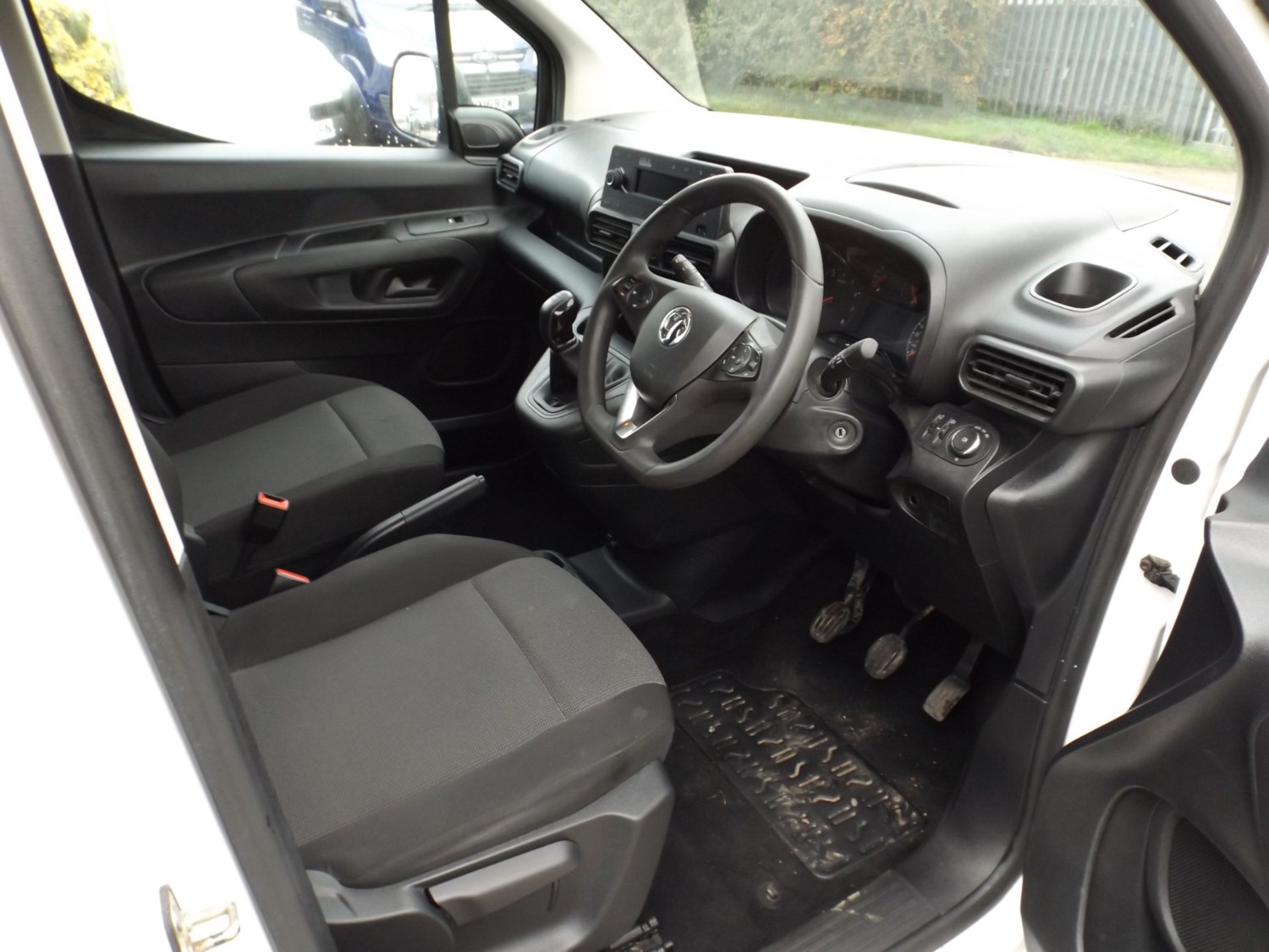 Vauxhall Combo Listing Image