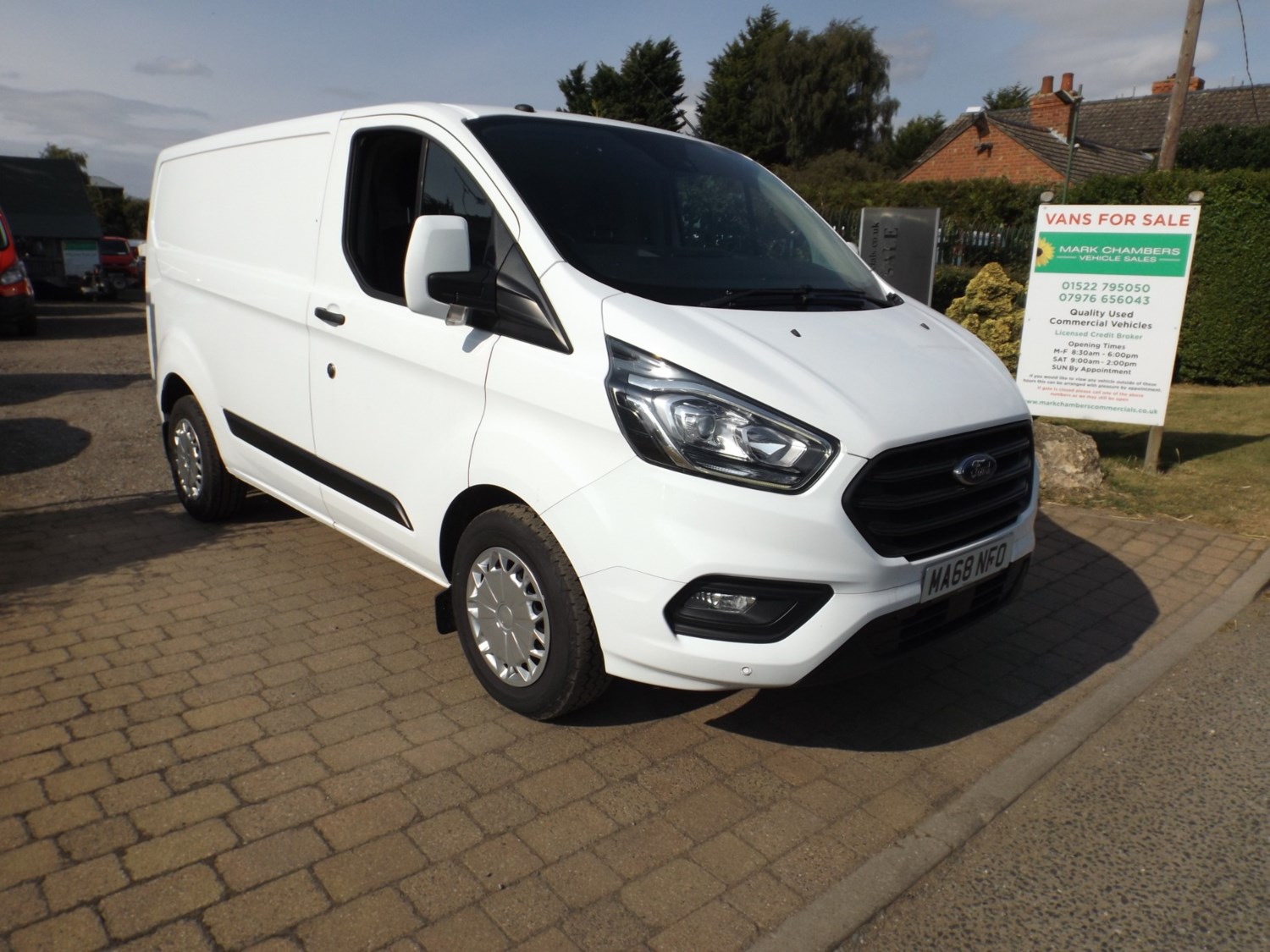 Ford Transit Custom Listing Image