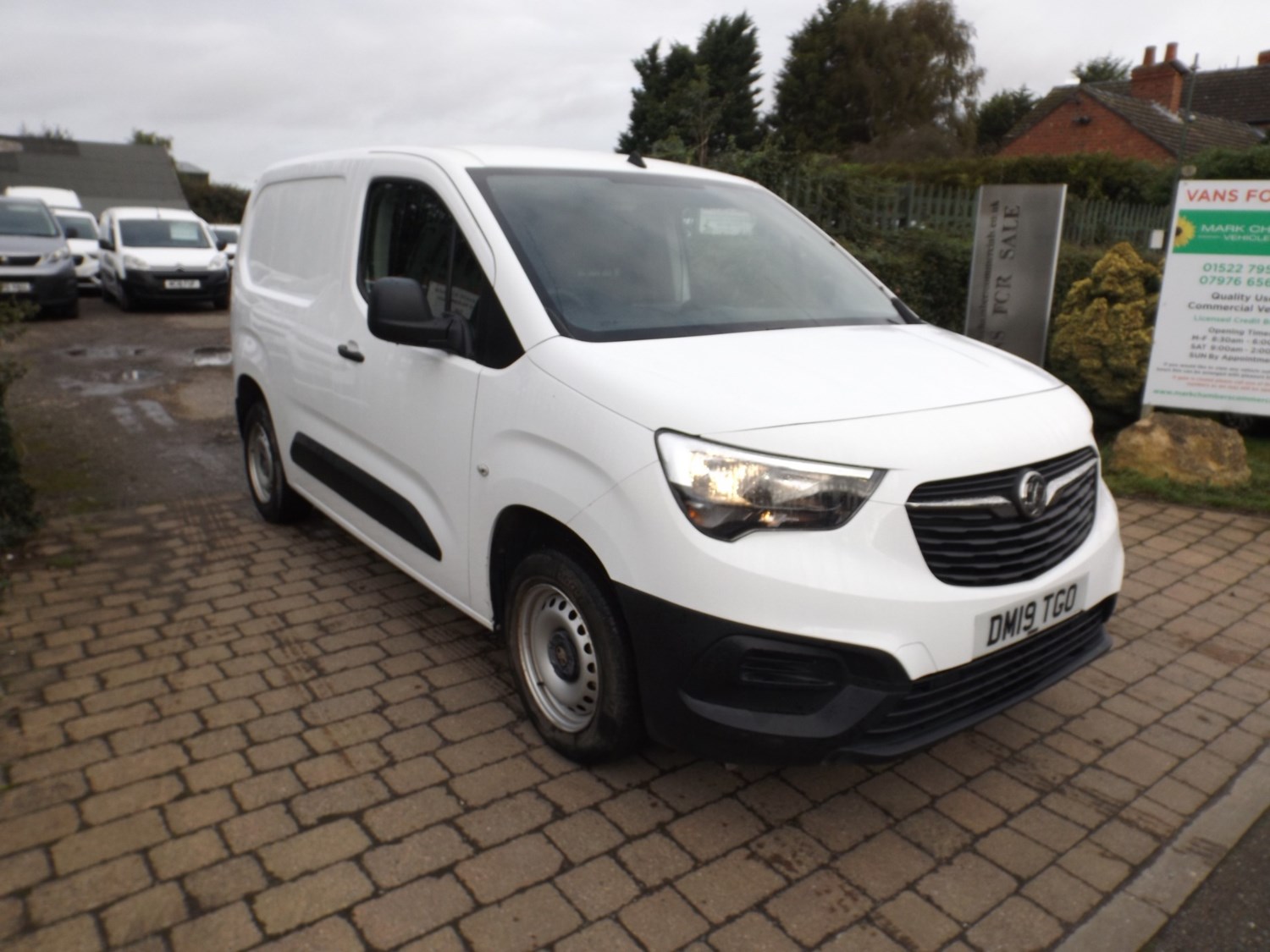 Vauxhall Combo Listing Image